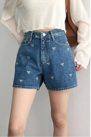 Casual Bow Knot Embroidered Denim Shorts