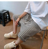 Vertical Striped Pattern Loose Shorts Men Pants