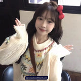 Loose Cute Retro Embroidered O-Neck Knitted Sweater