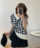 Casual Houndstooth Pattern Knitted Vest Sweater