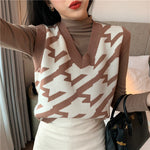 Sleeveless Retro Pattern Knitted Vest Sweater